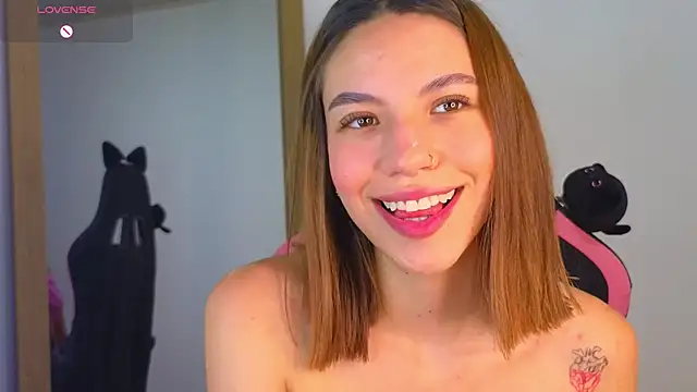 Snapshot of AntonellaaRossii chatting on July 25, 2026, 1:30 pm AntonellaaRossii online show from July 25, 2026, 1:30 pm