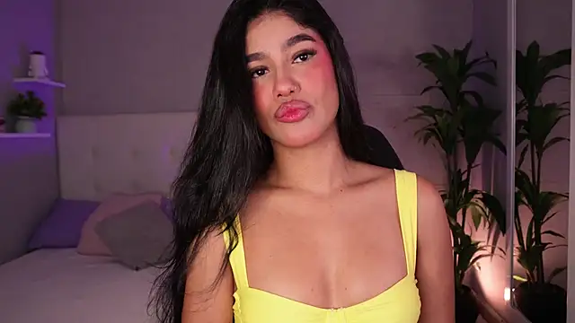 barbaramarmol online show from November 3, 2025, 12:39 pm