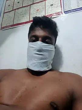 Bullboy8in online show from September 12, 2025, 8:42 pm