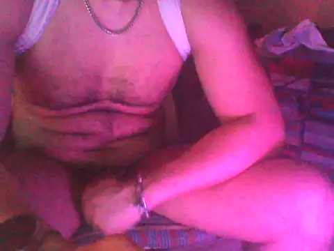 Snapshot of mmmski83 chatting on April 8, 2026, 2:00 am mmmski83 online show from April 8, 2026, 2:00 am