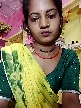 Hot bbbb online show from October 3, 2025, 10:18 pm