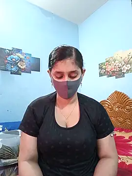 Cute Faria online show from May 19, 2026, 1:56 am