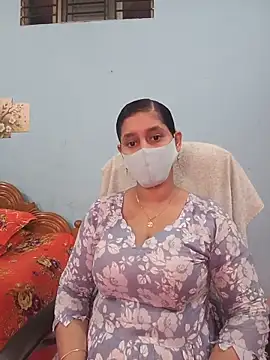 Snapshot of Cute_Faria chatting on June 15, 2026, 2:25 am Cute Faria online show from June 15, 2026, 2:25 am