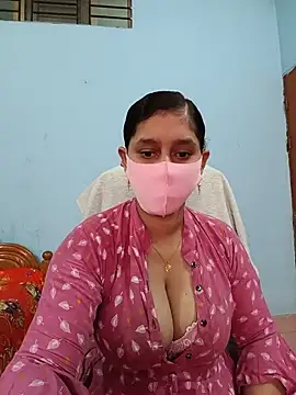 Snapshot of Cute_Faria chatting on June 19, 2026, 4:28 am Cute Faria online show from June 19, 2026, 4:28 am