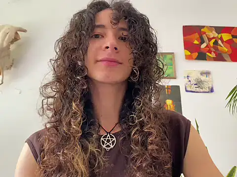 camille delrey online show from November 4, 2025, 3:55 pm