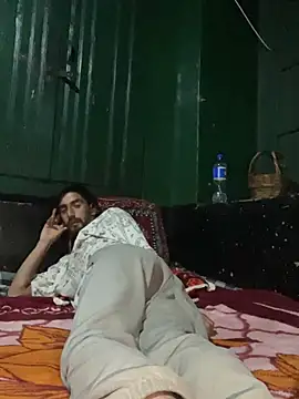 lyath3245 online show from March 9, 2026, 10:14 pm