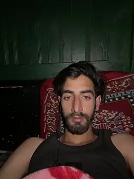 lyath3245 online show from March 27, 2026, 7:24 pm