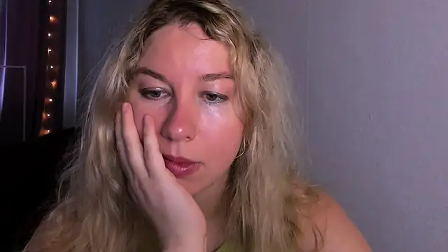 NancySanders online show from July 27, 2026, 6:31 am