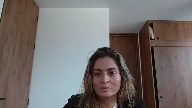 linda-mature43 online show from November 18, 2025, 1:04 pm