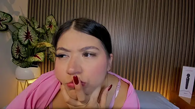 anagil  online show from December 4, 2025, 7:44 pm