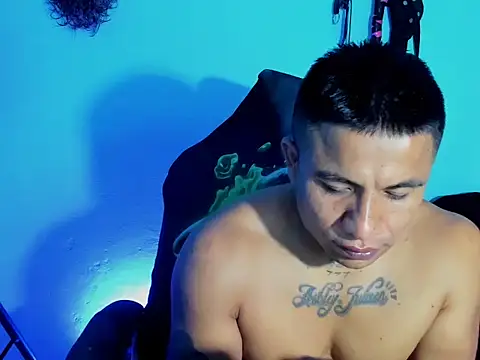 zeus 7777 online show from November 1, 2025, 1:57 pm