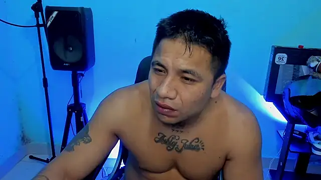 zeus 7777 online show from April 19, 2026, 8:13 am