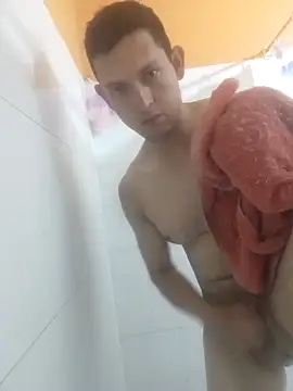 Snapshot of Franswat95 chatting on November 10, 2025, 11:04 pm Franswat95 online show from November 10, 2025, 11:04 pm