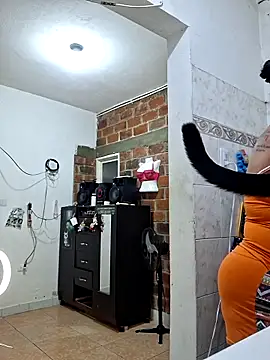 NARNYALABELLA online show from October 16, 2025, 12:06 pm