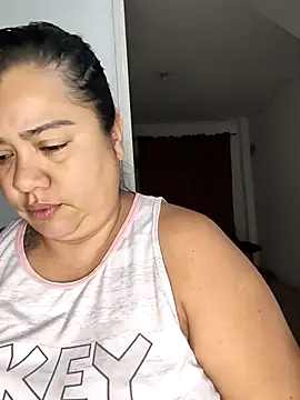 NARNYALABELLA online show from January 6, 2026, 10:19 am