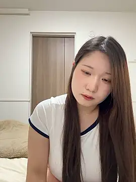 Snapshot of _YUNOo0_ chatting on April 10, 2026, 12:43 pm YUNOo0 online show from April 10, 2026, 12:43 pm