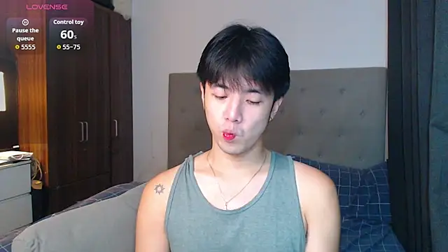 Addictiveboi online show from October 19, 2025, 2:12 am