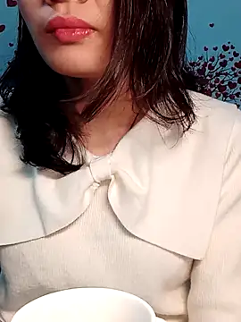 Hinna x online show from February 20, 2026, 10:32 pm