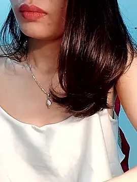 Snapshot of Hinna_x chatting on April 20, 2026, 9:01 am Hinna x online show from April 20, 2026, 9:01 am