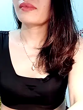 Snapshot of Hinna_x chatting on April 26, 2026, 1:53 pm Hinna x online show from April 26, 2026, 1:53 pm