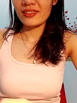 Snapshot of Hinna_x chatting on May 8, 2026, 2:22 pm Hinna x online show from May 8, 2026, 2:22 pm