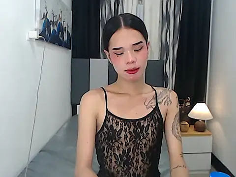 Colette Thompson online show from April 23, 2026, 3:25 pm