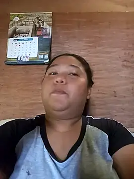 Perfect smile01 online show from April 10, 2026, 2:17 am