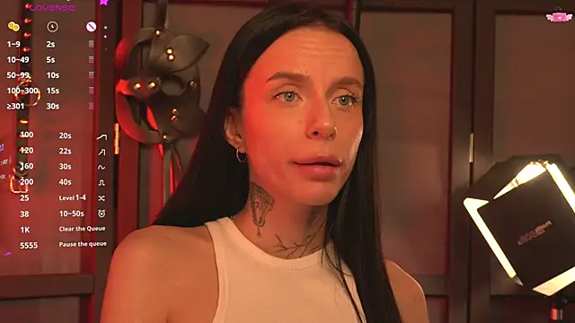 livia starwars online show from October 15, 2025, 9:48 pm