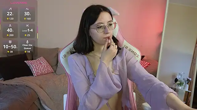 EsmaWonka online show from April 19, 2026, 7:07 am