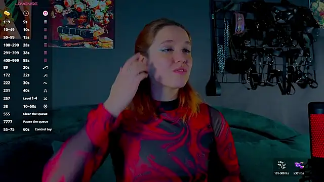 Snapshot of the_high_priestess chatting on June 5, 2026, 6:52 am the high priestess online show from June 5, 2026, 6:52 am