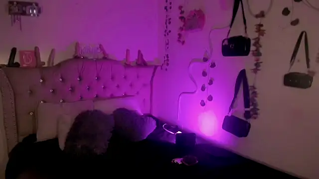 Snapshot of Cata_MW chatting on May 12, 2026, 7:22 pm Cata MW online show from May 12, 2026, 7:22 pm