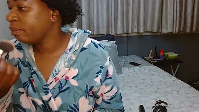 SlutyAngelxxx online show from October 30, 2025, 9:15 pm