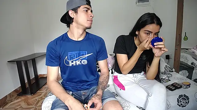 Candy Grey28 online show from November 24, 2025, 2:06 pm