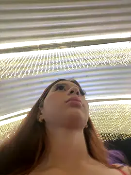 Melody-baby online show from November 13, 2025, 11:14 pm