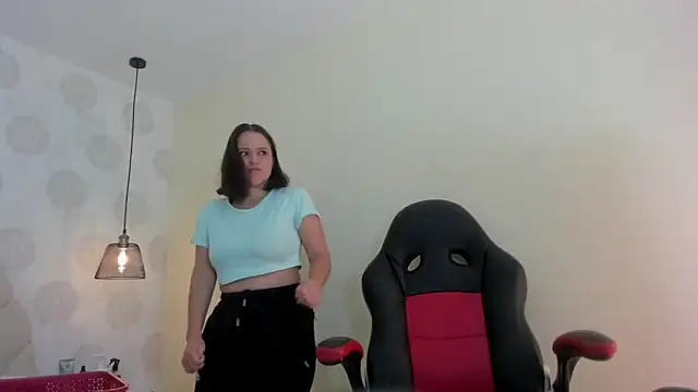 Snapshot of GIANAMILLER6 chatting on November 22, 2025, 12:15 pm GIANAMILLER6 online show from November 22, 2025, 12:15 pm