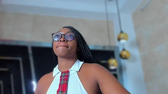 YallianaBrooks online show from July 2, 2026, 12:00 pm
