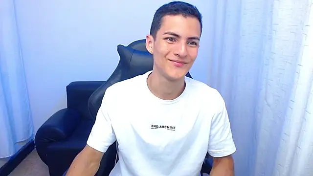 Matiius18 online show from February 13, 2026, 1:51 pm