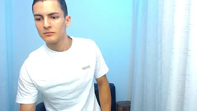 Matiius18 online show from March 13, 2026, 2:01 pm