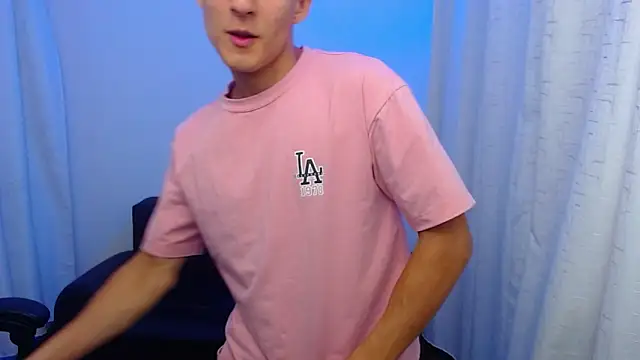 Matiius18 online show from March 30, 2026, 3:13 pm