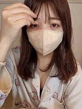 Sakura-japanese- online show from April 18, 2026, 12:03 am