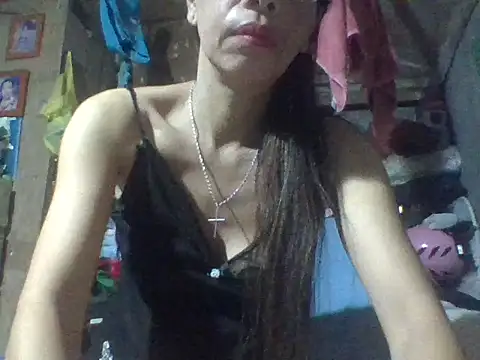 Mayumie05 online show from November 9, 2025, 8:18 pm