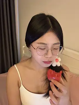 Ella-A9 online show from September 13, 2025, 5:07 am