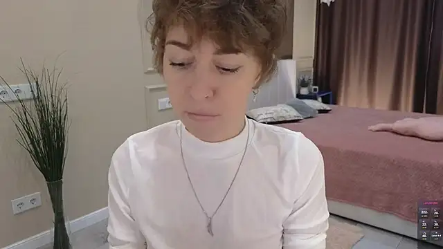 daniellia  online show from October 12, 2025, 9:08 am