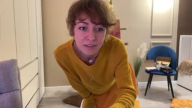 daniellia  online show from October 31, 2025, 9:21 am