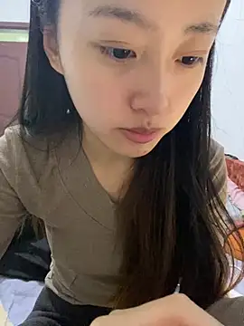 Snapshot of MengMeng0515 chatting on January 13, 2026, 12:21 pm MengMeng0515 online show from January 13, 2026, 12:21 pm