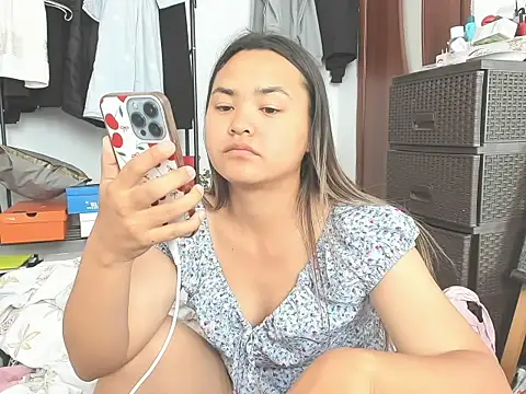 Snapshot of saika_blush chatting on July 10, 2026, 3:22 am saika blush online show from July 10, 2026, 3:22 am