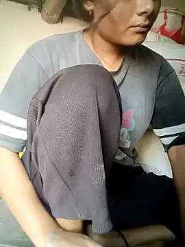 Hot siiii online show from September 16, 2025, 3:29 am