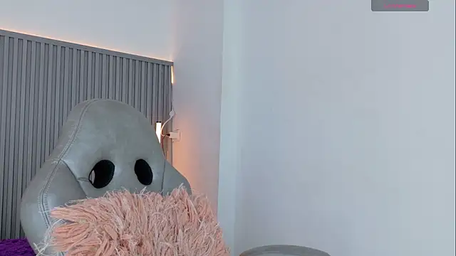 Celeste Presstigge online show from February 20, 2026, 10:10 pm