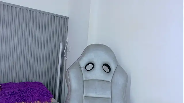 Celeste Presstigge online show from February 24, 2026, 11:25 pm