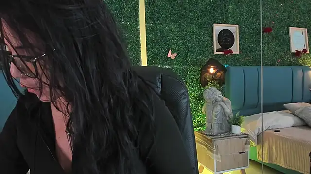 Linagh  online show from January 10, 2026, 11:34 am